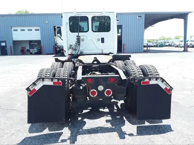 2014 FREIGHTLINER CASCADIA 125