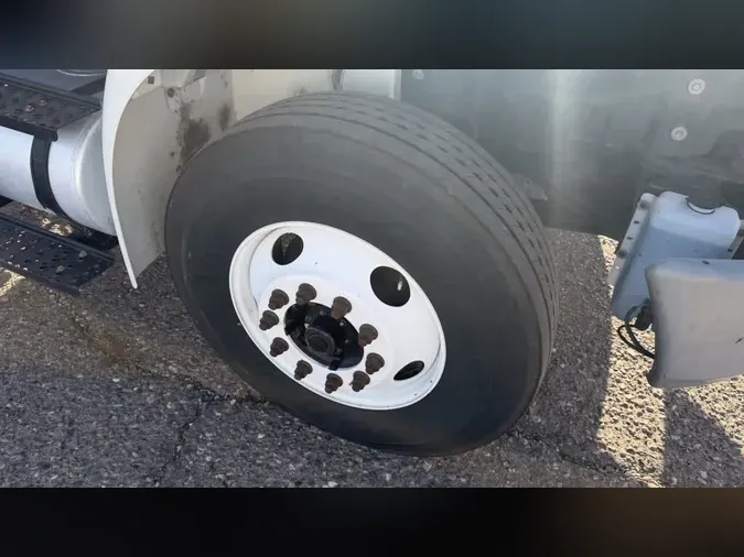 2019 NAVISTAR INTERNATIONAL 4300