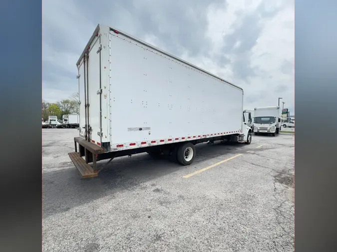 2016 FREIGHTLINER/MERCEDES M2 106