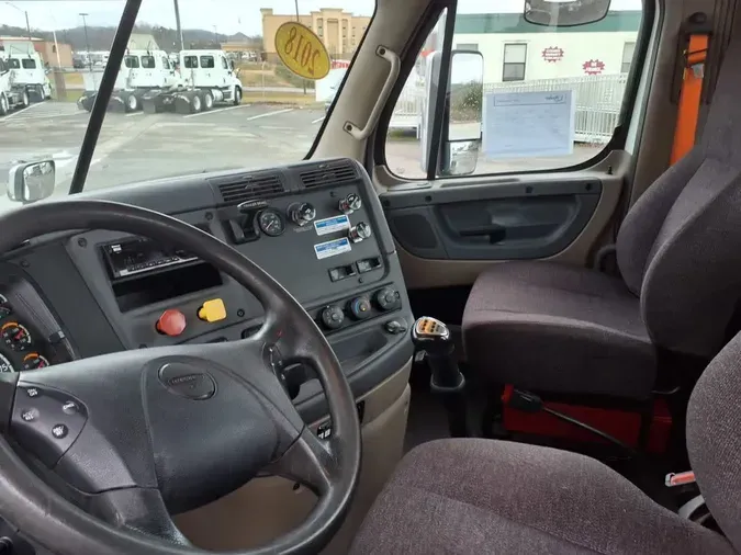 2018 FREIGHTLINER/MERCEDES CASCADIA 125