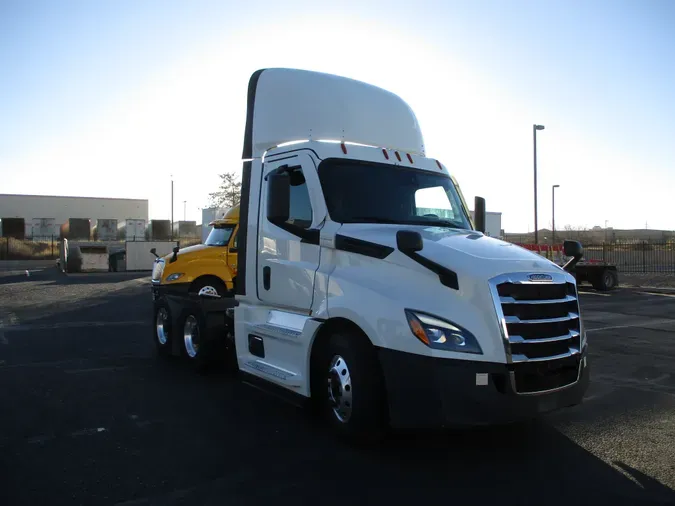 2022 FREIGHTLINER/MERCEDES NEW CASCADIA PX12664