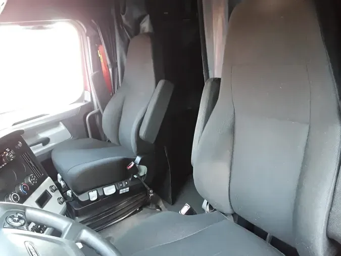 2020 FREIGHTLINER/MERCEDES NEW CASCADIA PX12664