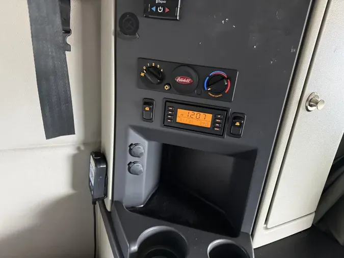 2021 Peterbilt 579a87af90ef0a4aefcca4a3f1694bcec76