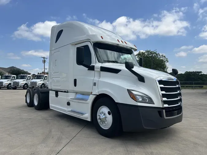 2020 Freightliner Cascadia