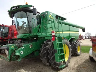 2013 John Deere S680