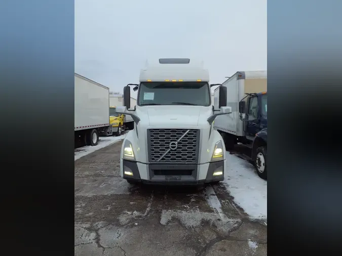 2020 VOLVO VNL64T-760
