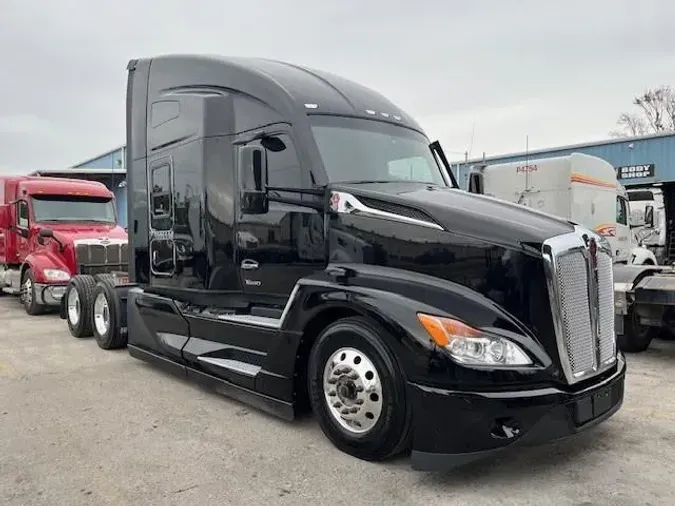 2023 Kenworth T680