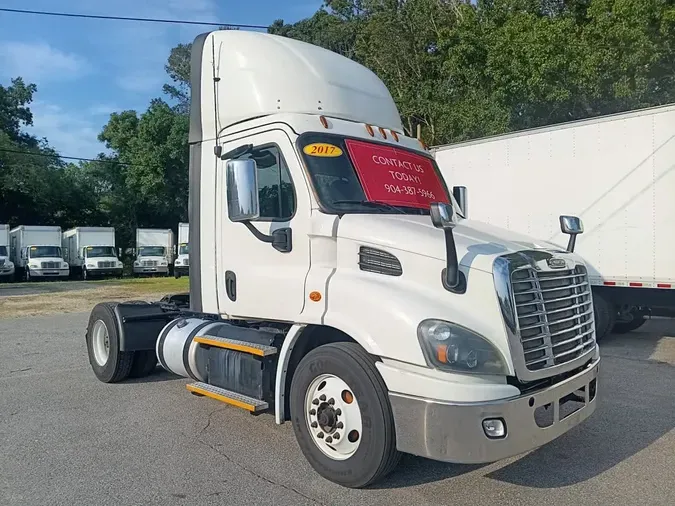 2017 FREIGHTLINER CASCADIA 113
