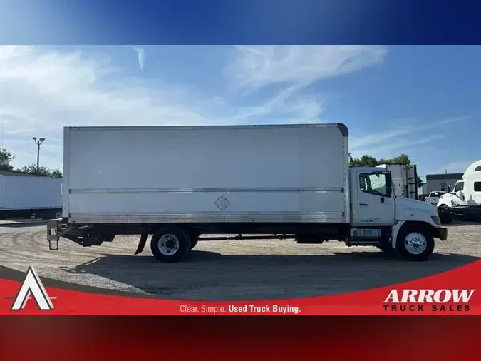 2018 HINO 268