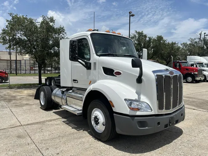 2022 Peterbilt 579