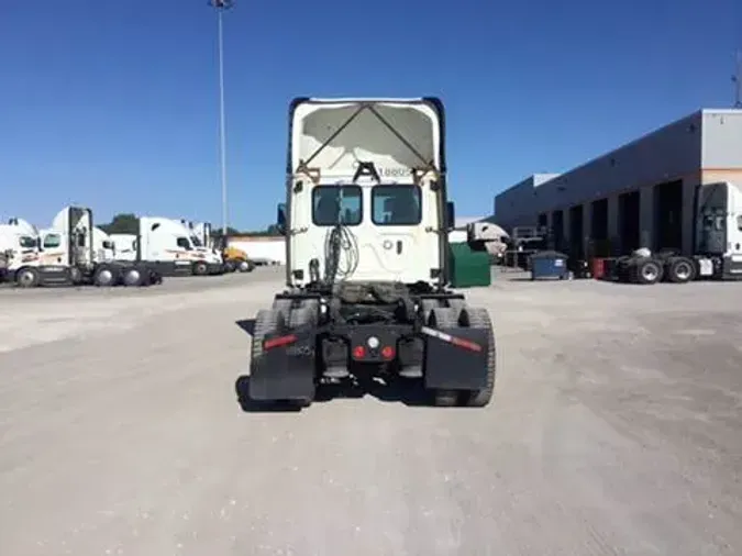 2019 Freightliner Cascadia