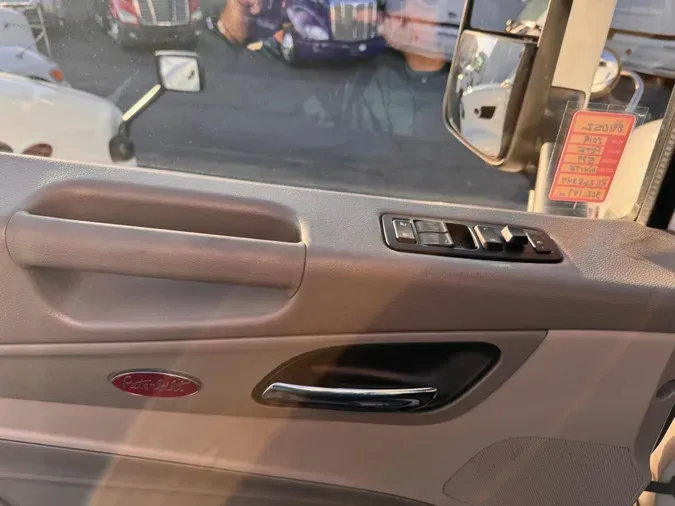 2019 Peterbilt 579