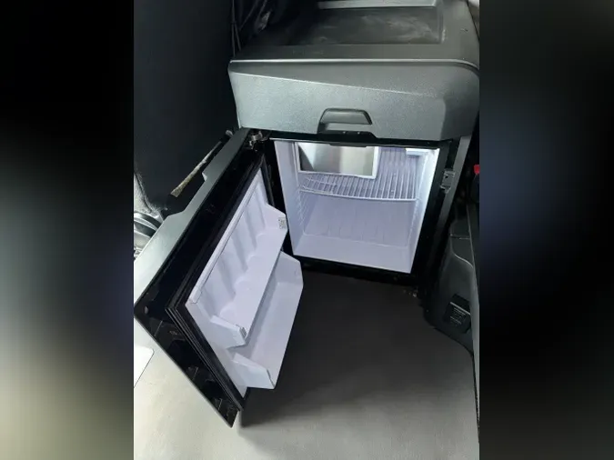 2022 FREIGHTLINER Cascadia 126