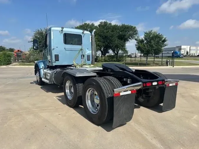 2022 Peterbilt 567