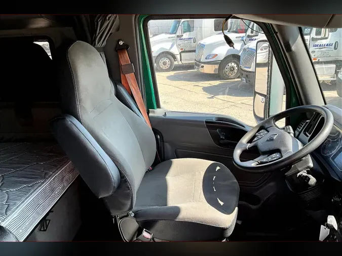 2021 INT LT625 6x4