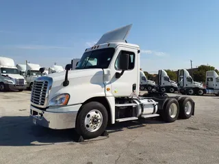 2016 FREIGHTLINER/MERCEDES CASCADIA 125