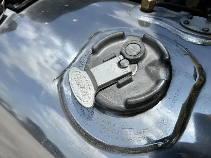 2021 Peterbilt 579a89881af063d2400ce03b5ea904cddc3