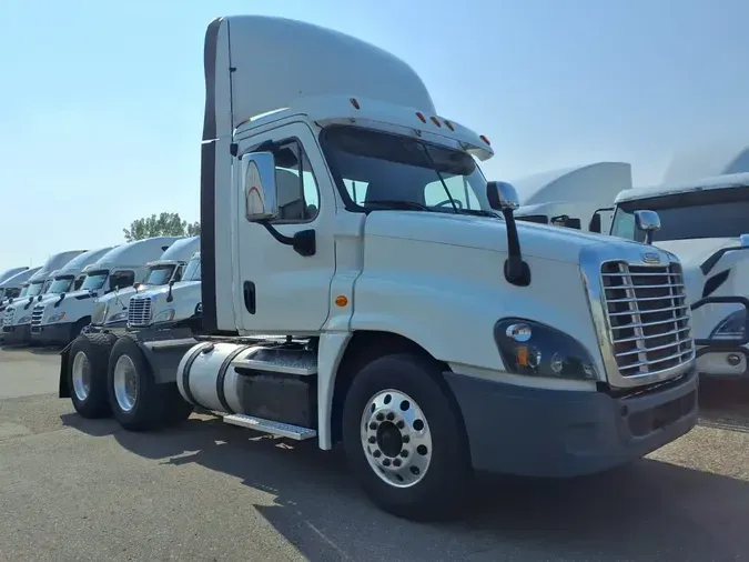 2017 FREIGHTLINER CASCADIA 125a8993b519ed57f1e4adbaa9b159cd219