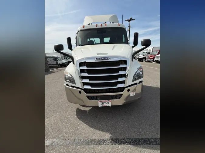 2020 FREIGHTLINER/MERCEDES NEW CASCADIA 116
