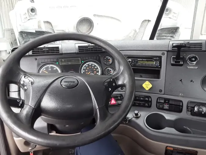 2016 FREIGHTLINER CASCADIA 125