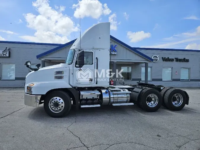 2019 MACK AN64T