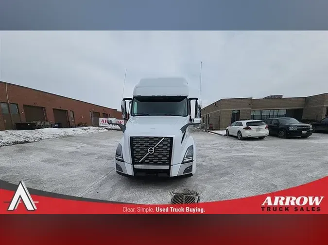 2021 VOLVO VNL760