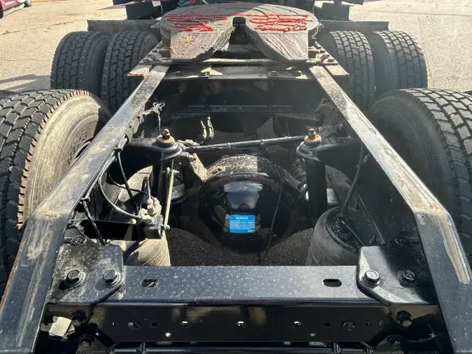 2022 Kenworth T680a8a5b39e268bfd551f822e9d4110b15d