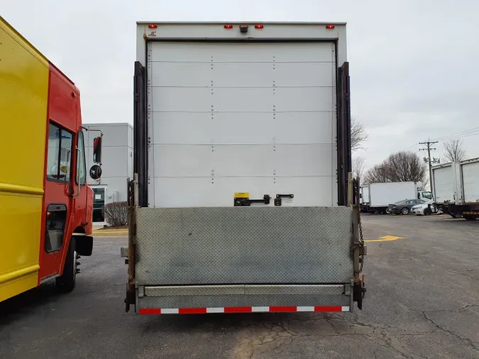 2016 HINO 338