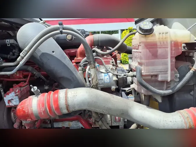2020 NAVISTAR INTERNATIONAL LT625 DAYCAB T/Aa8afeb6f3f48136f6bee0f063e109a35