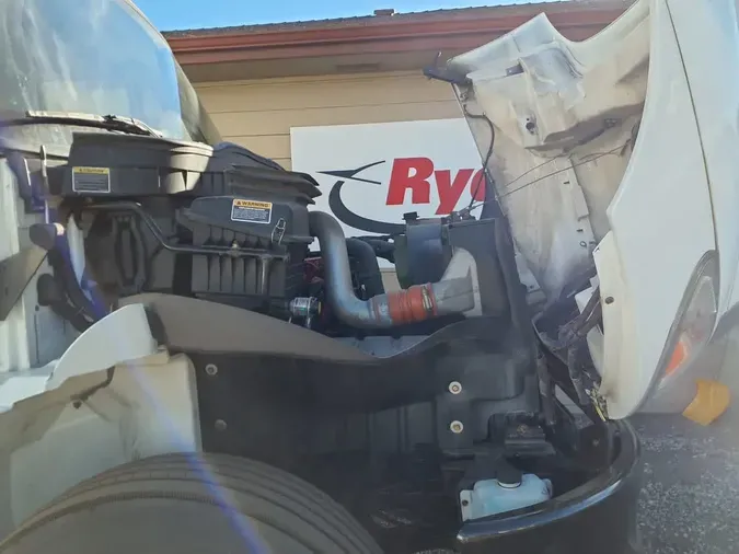 2019 NAVISTAR INTERNATIONAL 4300