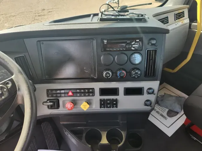 2022 FREIGHTLINER Cascadia 116