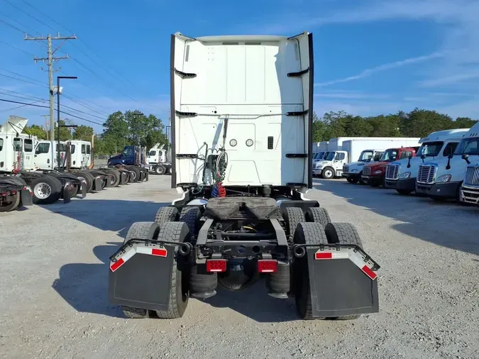 2019 NAVISTAR INTERNATIONAL LT625 SLPR CABa8b98d4f5103bd1166c04237f216aa82