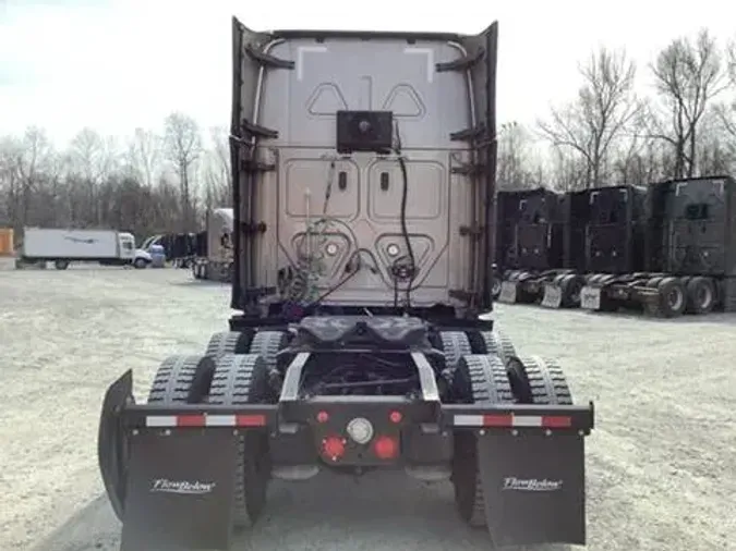 2019 Freightliner Cascadia