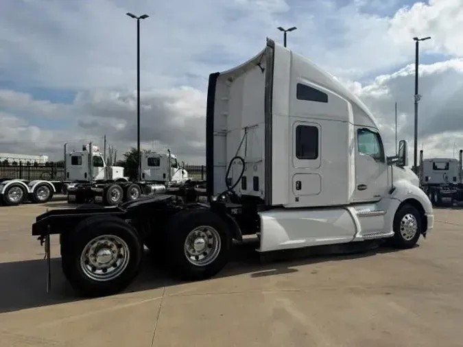 2020 Kenworth T680a8be6444860ea56b09feffa0f184e075