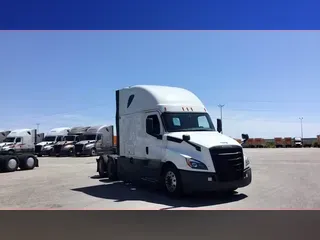 2020 Freightliner Cascadia