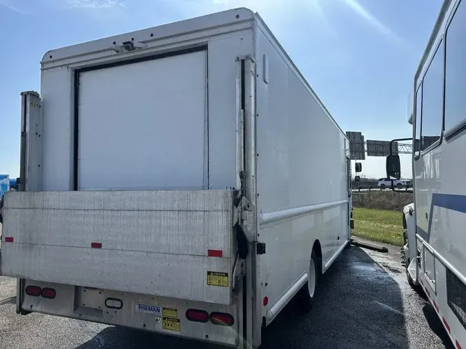 2018 Freightliner MT45