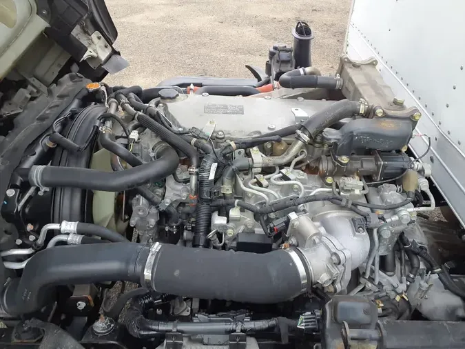 2017 ISUZU NPRa8c13af9235697a074c37d02f64e4d1b