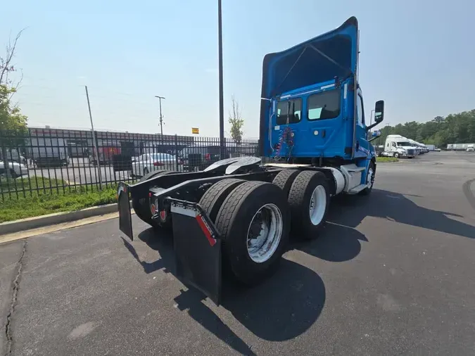 2019 FREIGHTLINER/MERCEDES NEW CASCADIA PX12664