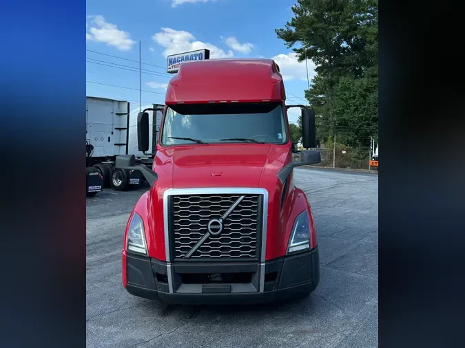 2020 VOLVO VNL64T760