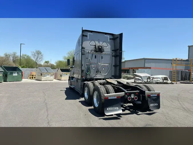 2021 Freightliner Cascadia