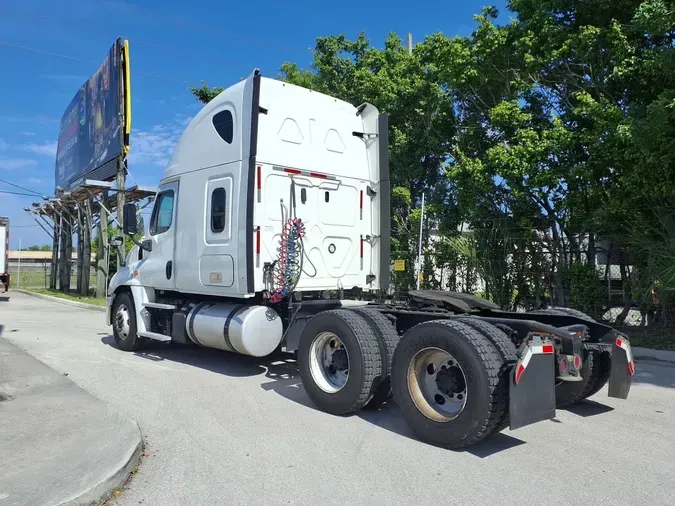 2019 FREIGHTLINER/MERCEDES CASCADIA 125