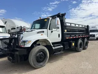 2004 INTERNATIONAL WORKSTAR 7500