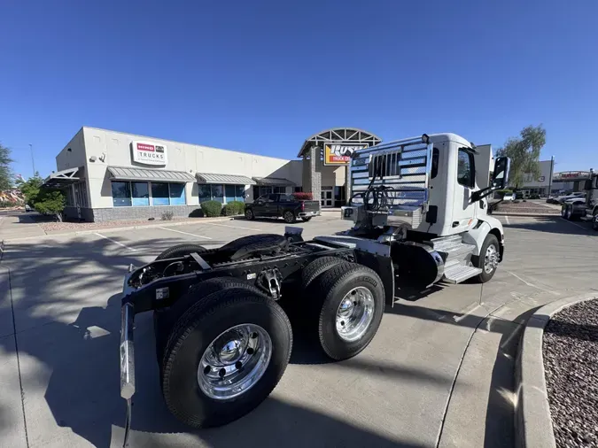 2020 Peterbilt 579