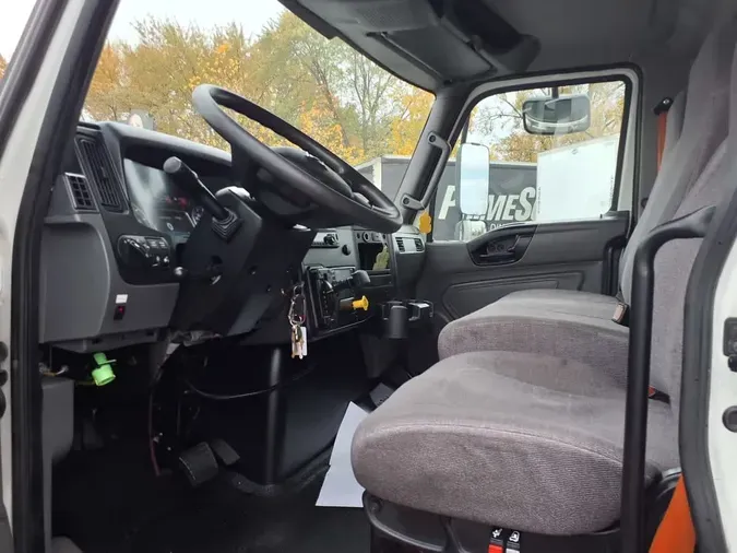 2020 NAVISTAR INTERNATIONAL MV607 (4X2)