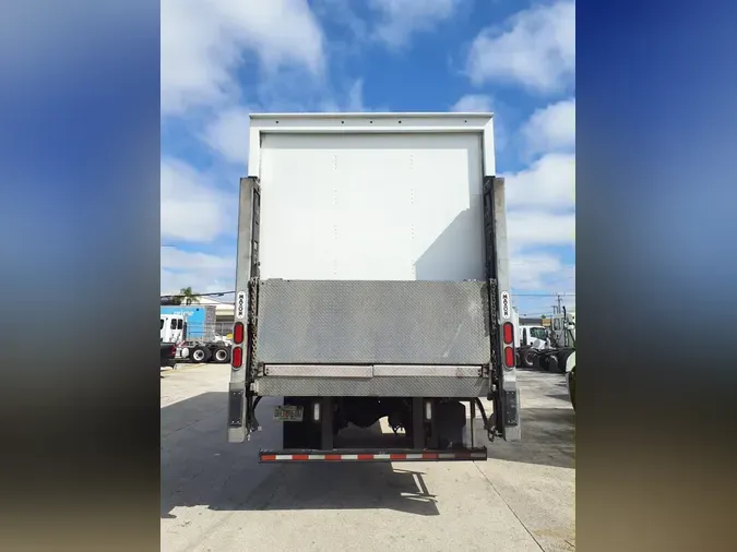 2020 FREIGHTLINER/MERCEDES M2 106