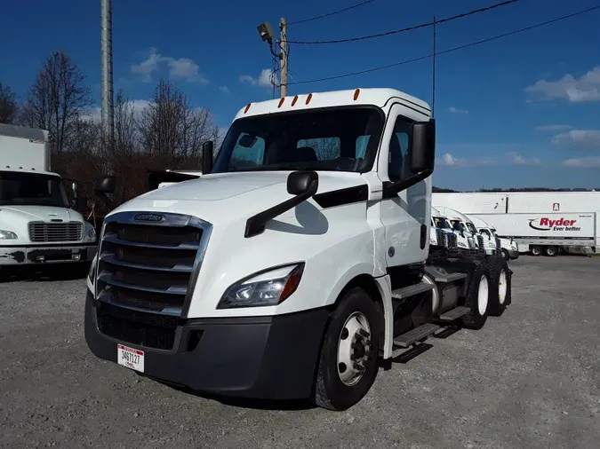 2019 FREIGHTLINER/MERCEDES NEW CASCADIA PX12664a8d413d4672b9c4e0a171928fb7a7436