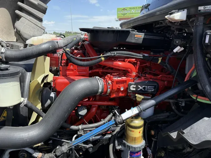 2021 International LT625