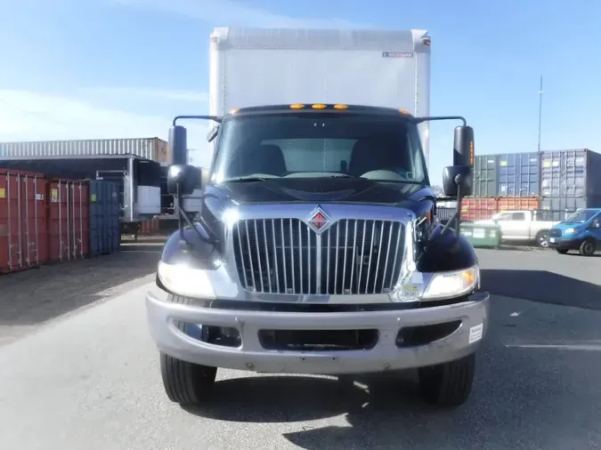 2017 NAVISTAR INTERNATIONAL 4300