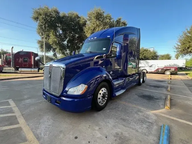 2021 Kenworth T680