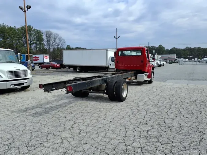 2019 FREIGHTLINER/MERCEDES M2 106